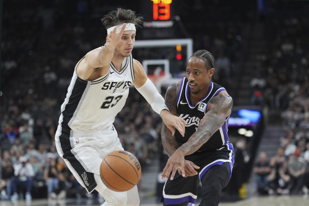 中展示了自 中展示了自