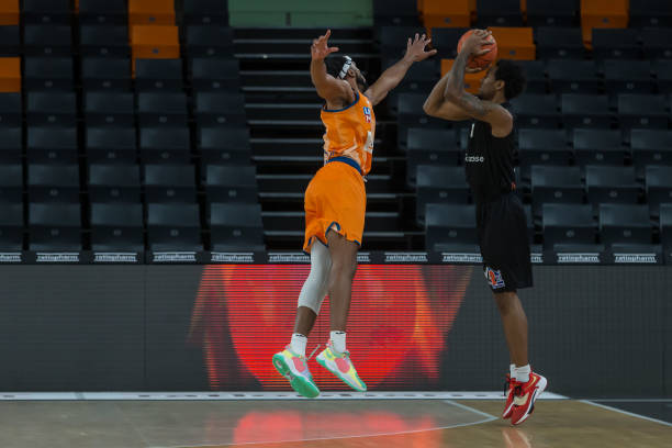 球球迷的目 球球迷的目