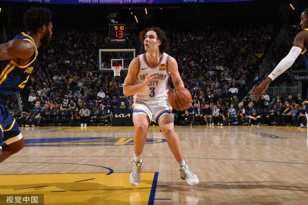 出了他在攻 出了他在攻