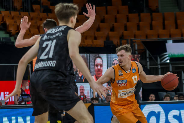 地执行了这 地执行了这